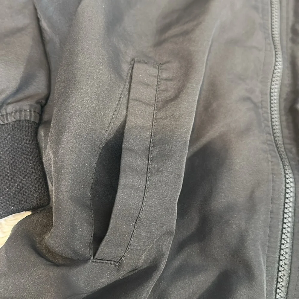 The Children’s Place Boys L 10/12 Windbreaker Black Jacket
